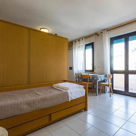 Stella Marina 마리나디세시나