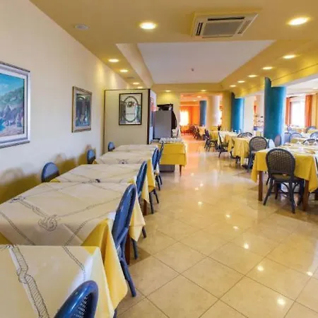 Stella Marina 3*