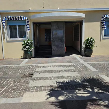 Stella Marina Hotel 3*