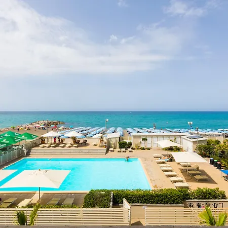 호텔 Stella Marina 마리나디세시나